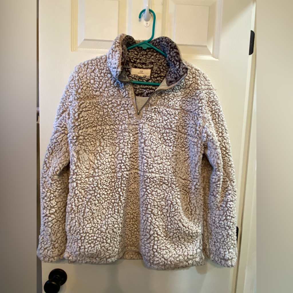 Thread+Supply Fuzzy Pullover